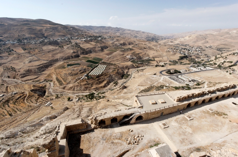 Castle, Karak Jordan 3.jpg - Castle